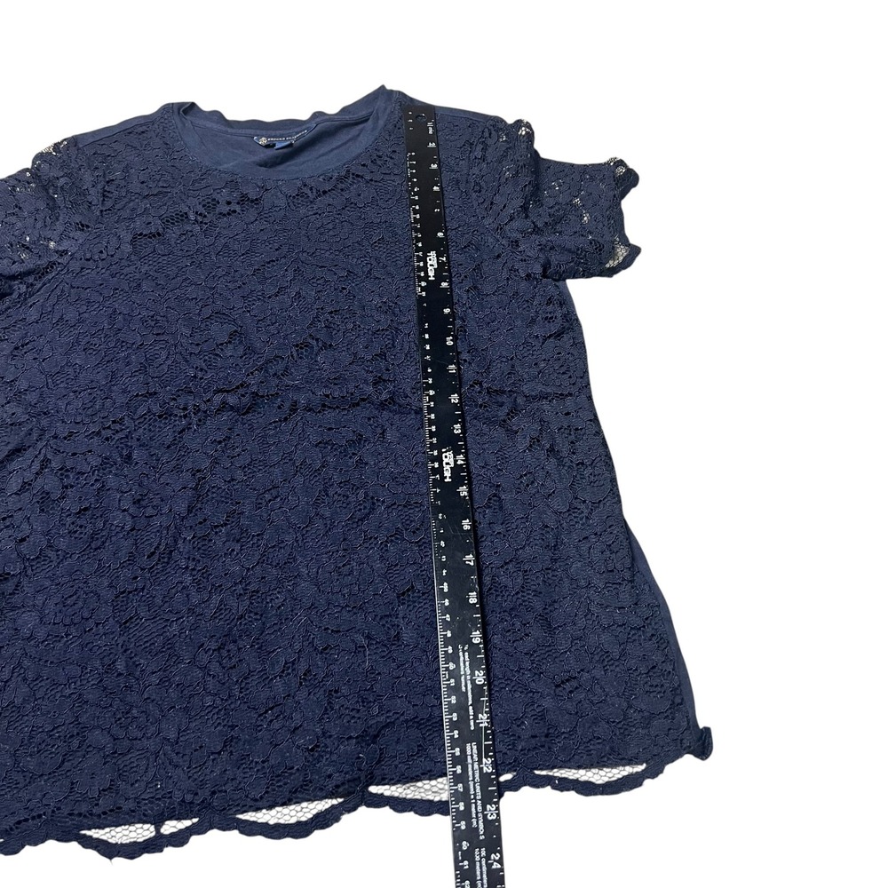 Brooks Brothers Navy Blue Floral Lace Overlay Short Sleeve Top Crew Neck Medium - Picture 6 of 7
